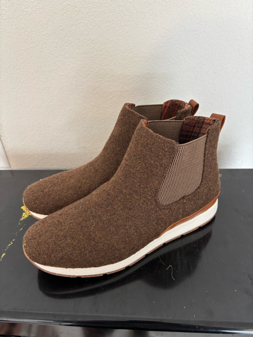 boc Brown Wool Chelsea Booties